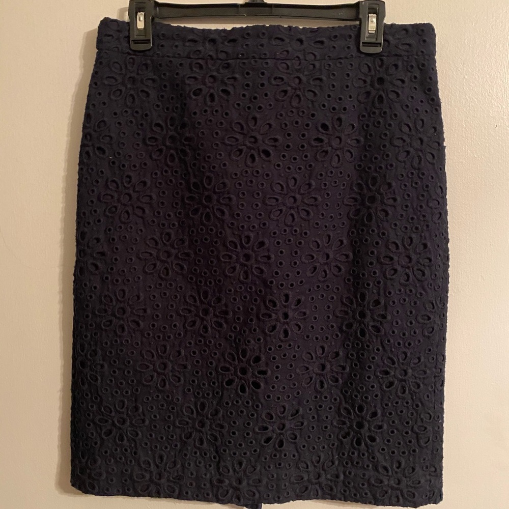 J. Crew No. 2 pencil skirt navy eyelet pattern Size 8